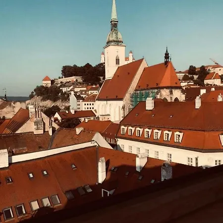 Romantic Getaway In Oldtown With Perfect View Appartement