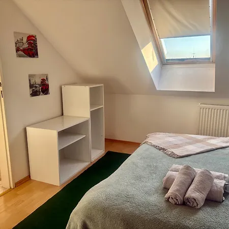Romantic Getaway In Oldtown With Perfect View Apartment Bratislava