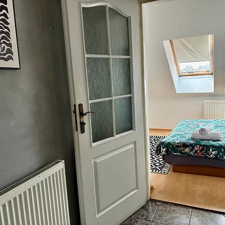 Apartment Romantic Getaway In Oldtown With Perfect View Bratislava