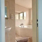 Romantic Getaway In Oldtown With Perfect View Apartamento Bratislava