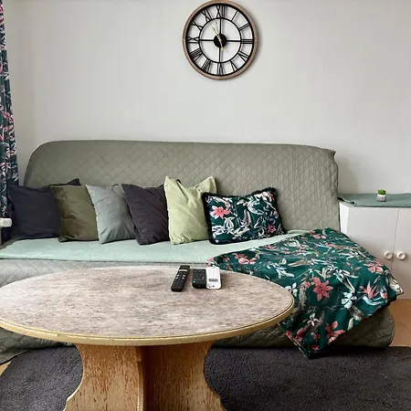 Romantic Getaway In Oldtown With Perfect View Apartamento Bratislava