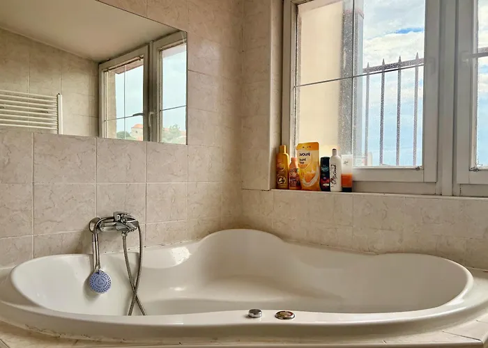 Apartamento Romantic Getaway In Oldtown With Perfect View